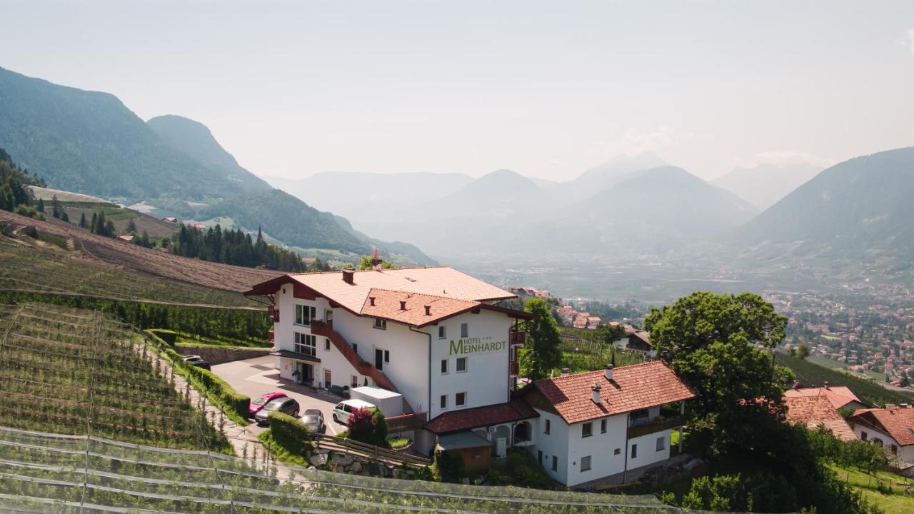 Hotel Meinhardt Скена Экстерьер фото
