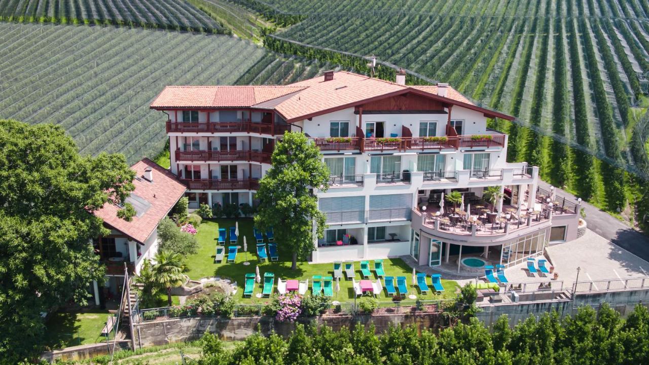 Hotel Meinhardt Скена Экстерьер фото